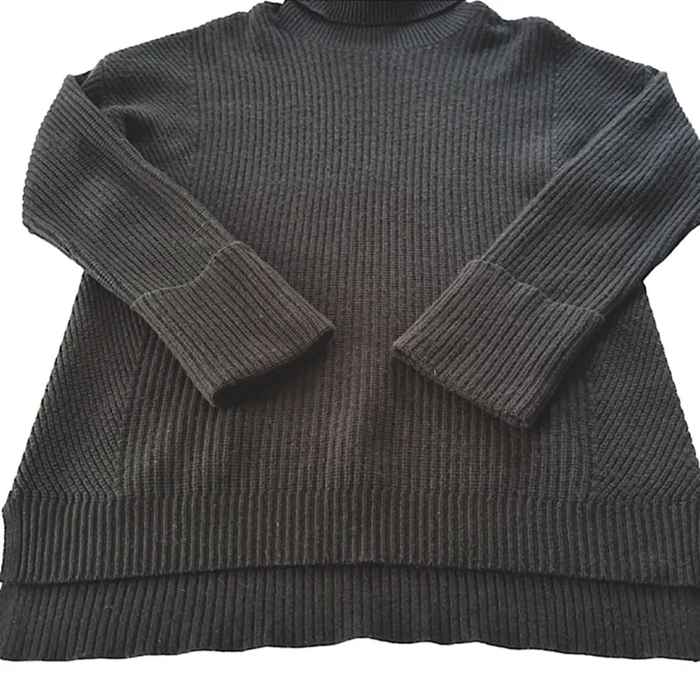 Halogen Cashmere Ribbed Mock Neck Sweater XS Minimalist Essential
